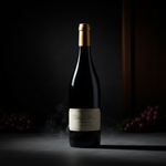 Botella de vino elegante, fotografía oscura en general.